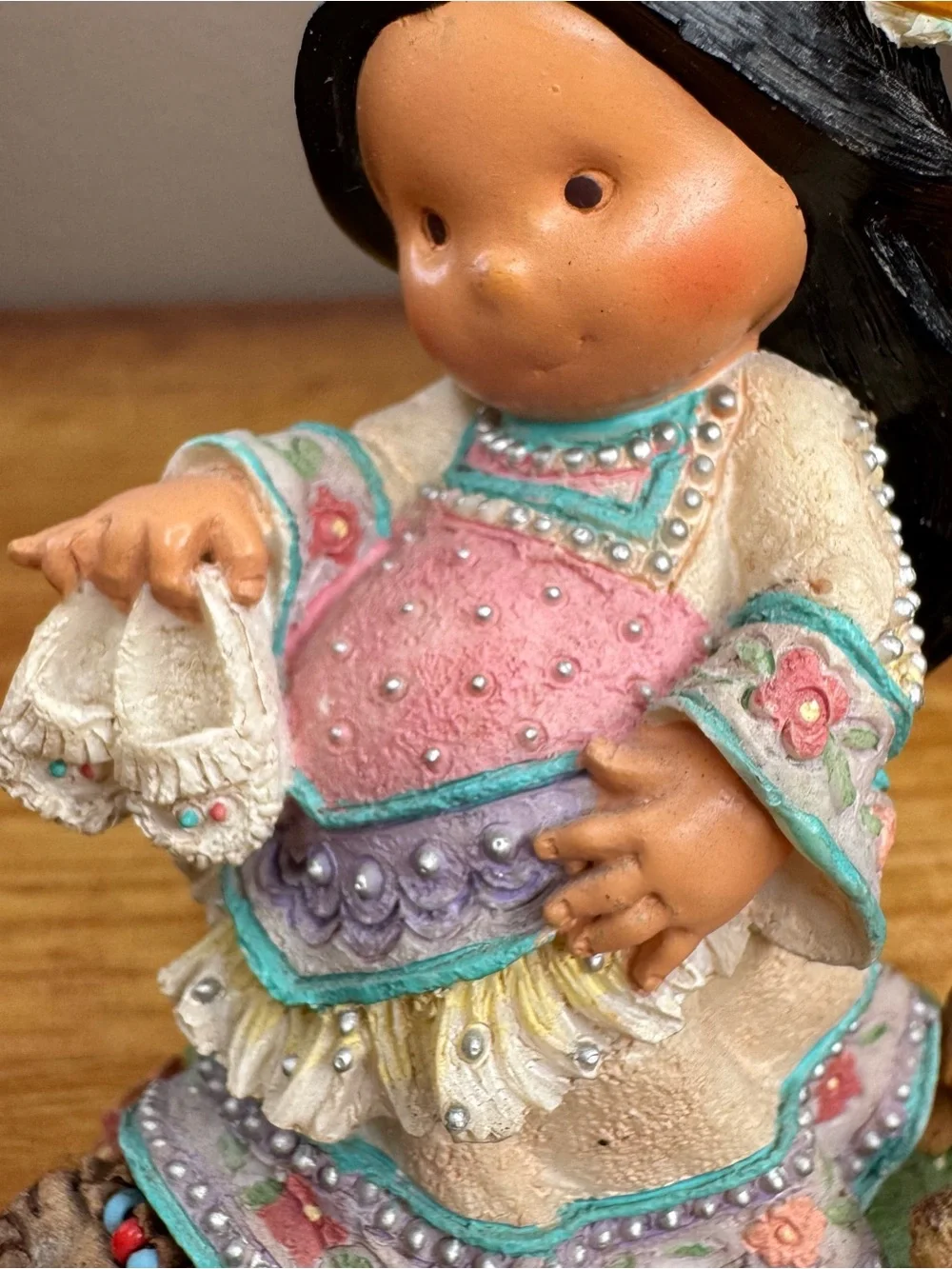 Friends of the Feather Enesco #876453 Love is Patient Expecting Native American